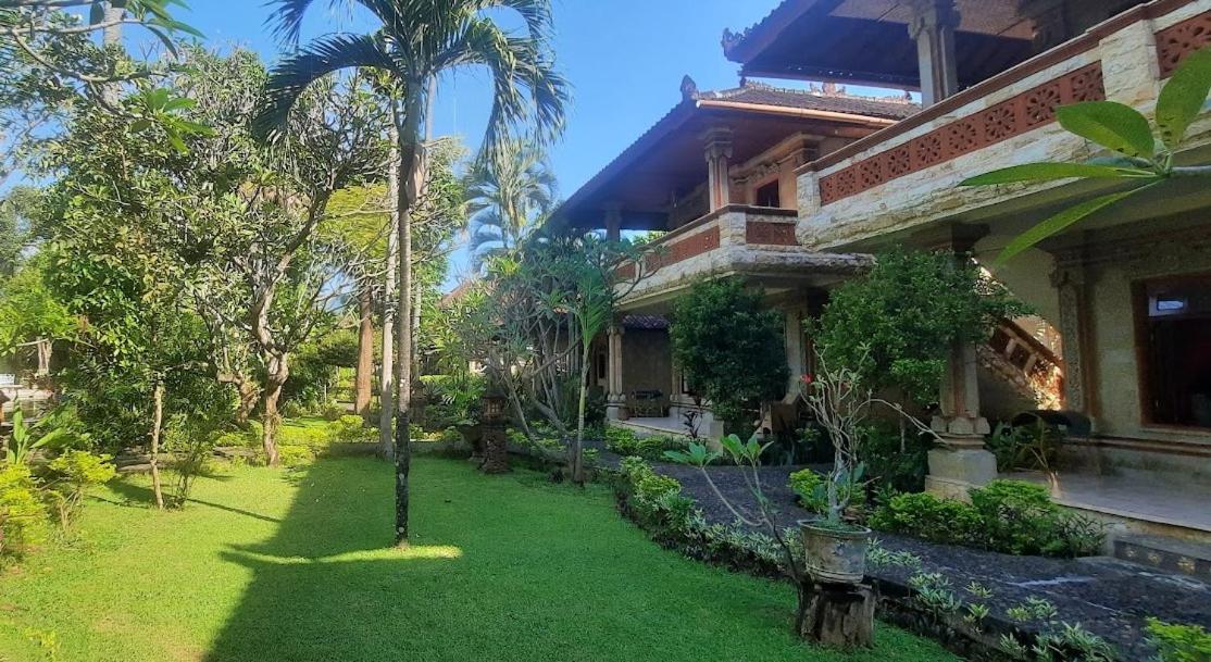 Rambutan Hotel Lovina  Luaran gambar