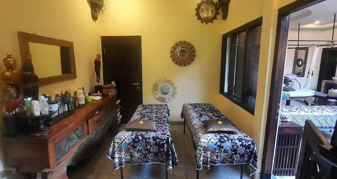 Rambutan Hotel Lovina  Luaran gambar
