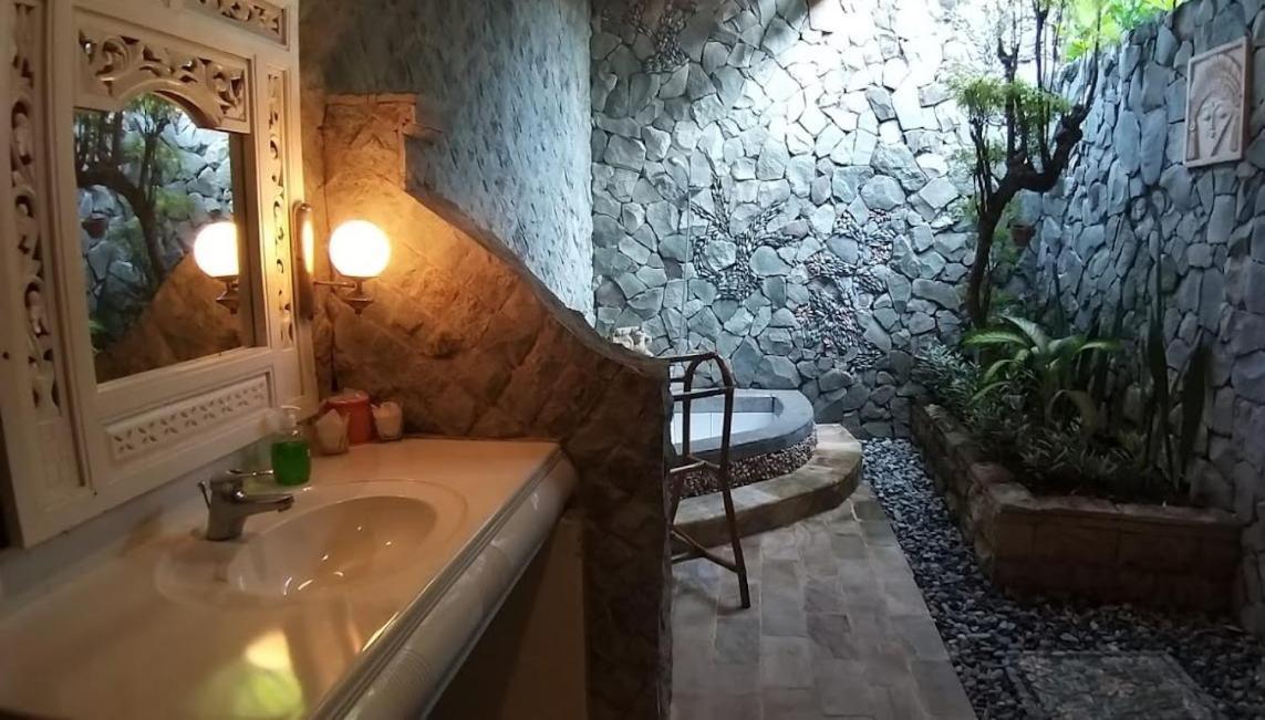 Rambutan Hotel Lovina  Luaran gambar