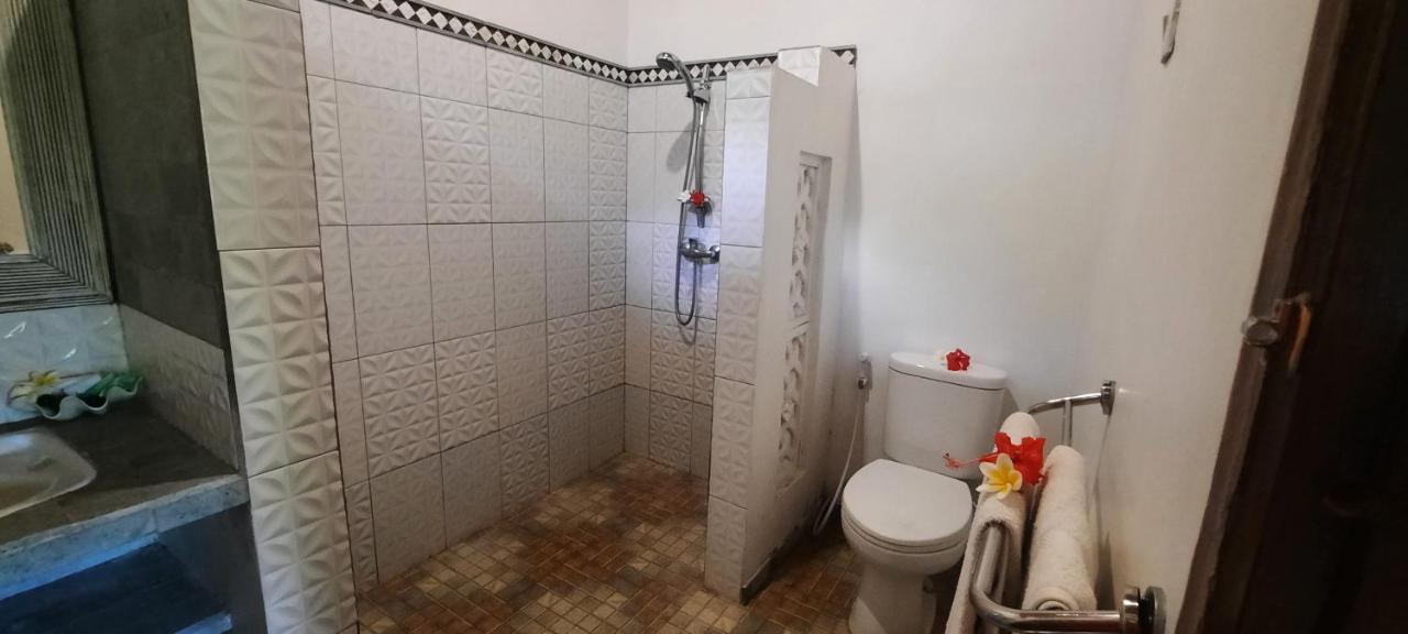 Rambutan Hotel Lovina  Luaran gambar
