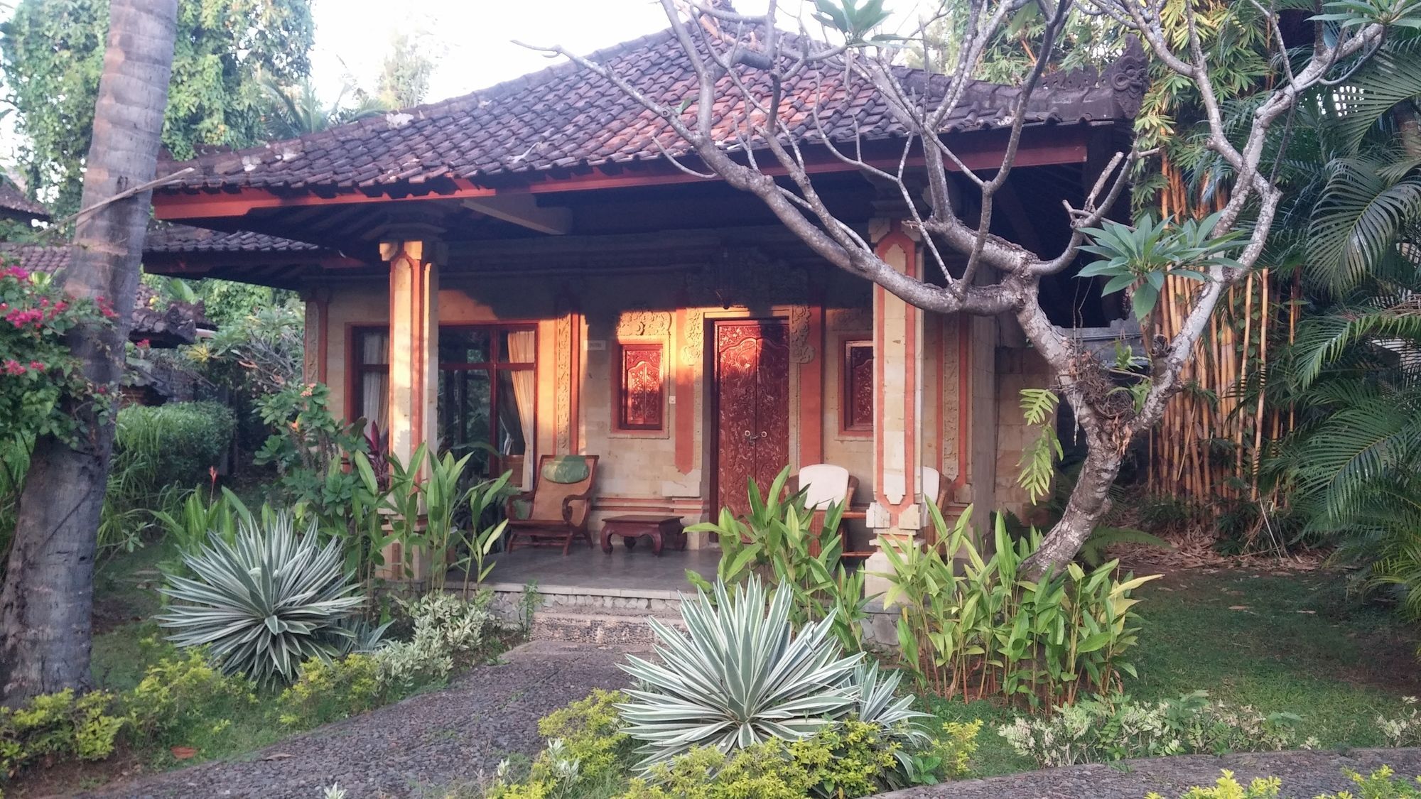 Rambutan Hotel Lovina  Luaran gambar
