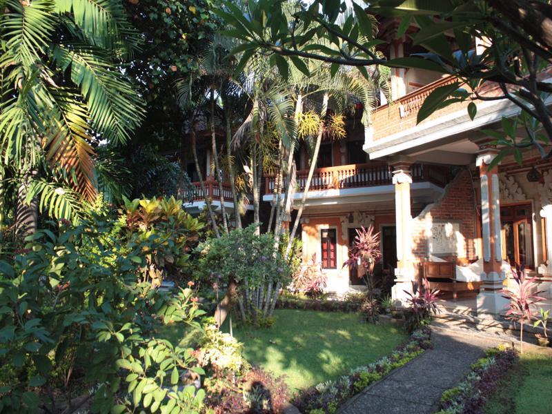 Rambutan Hotel Lovina  Luaran gambar