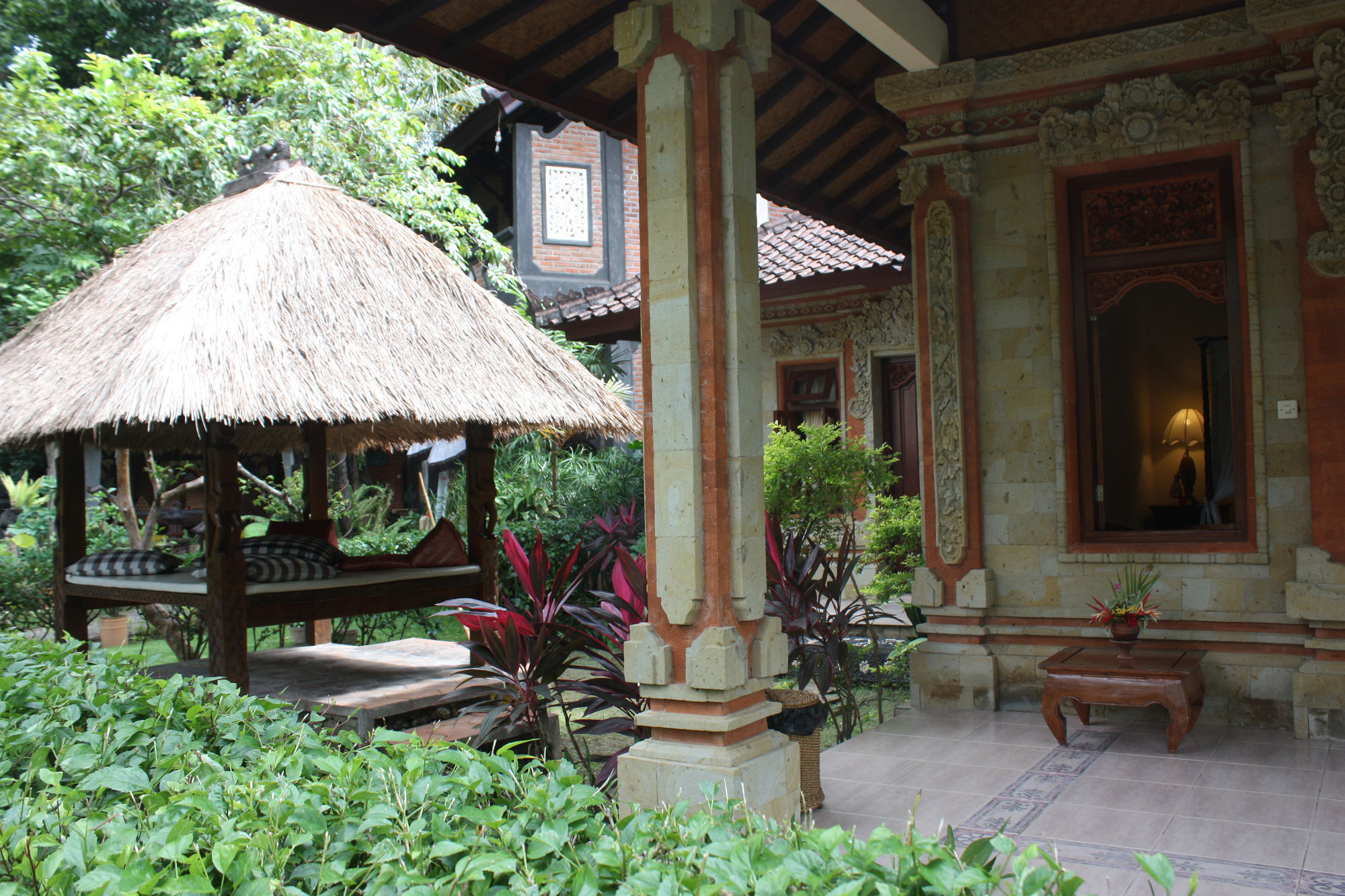 Rambutan Hotel Lovina  Luaran gambar